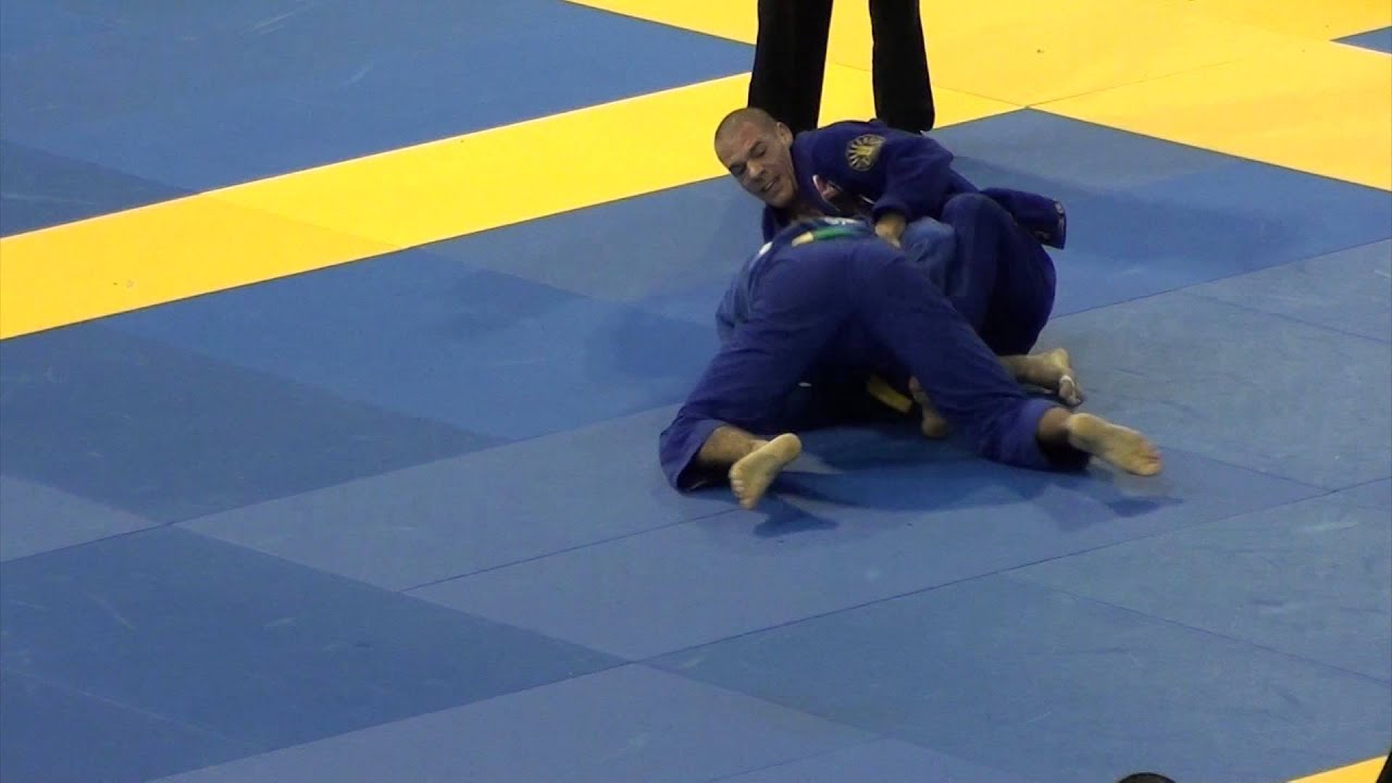 Bernardo Faria vs. Rafael Lovato jr European Open BJJ 2012