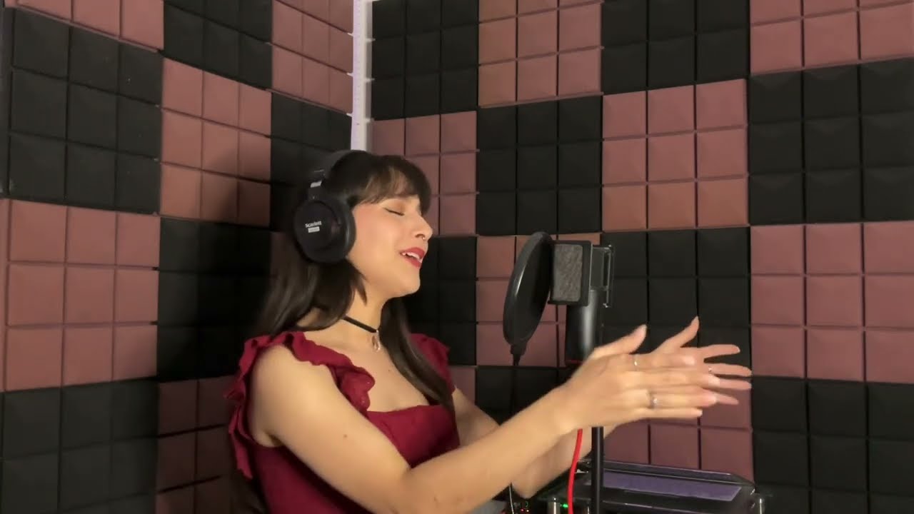 So Easy (To Fall In Love) / Cover by Violeta