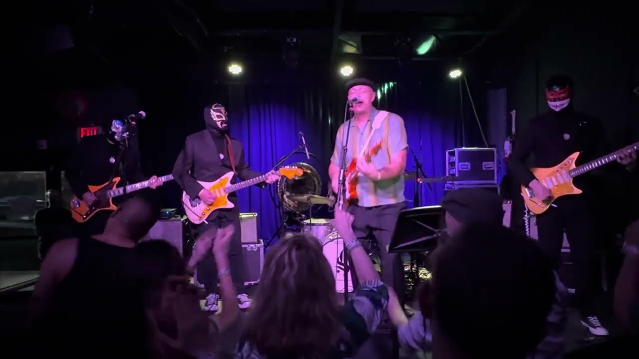 Los Straitjackets & Deke Dickerson - 