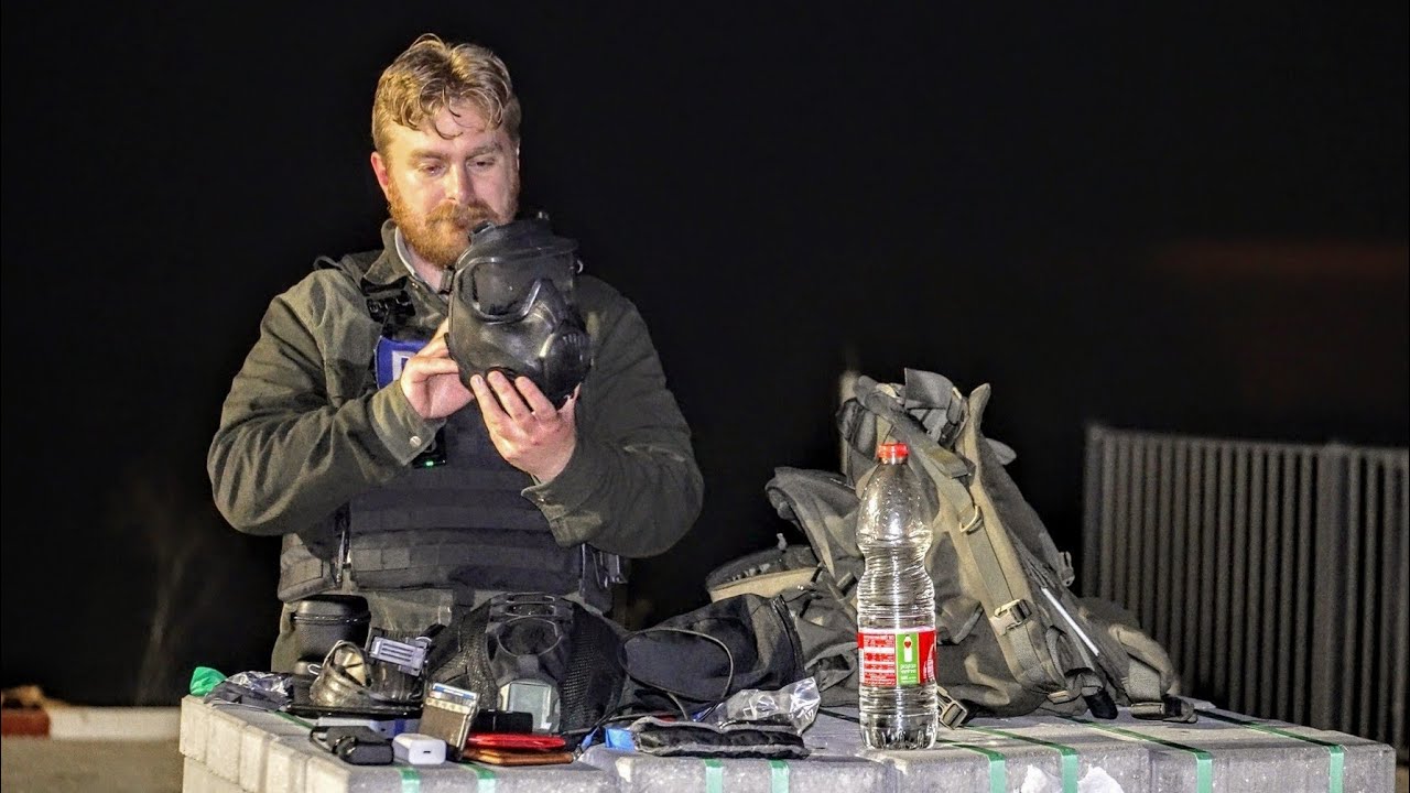 What I Carry In The Field Everyday As A War Journalist EDC (Infantry Veteran)