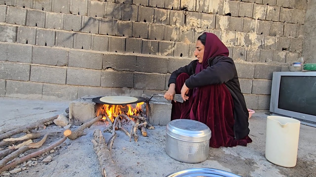 #love_story Zainab, working with her family, is a cook who works hard for the developmen her family