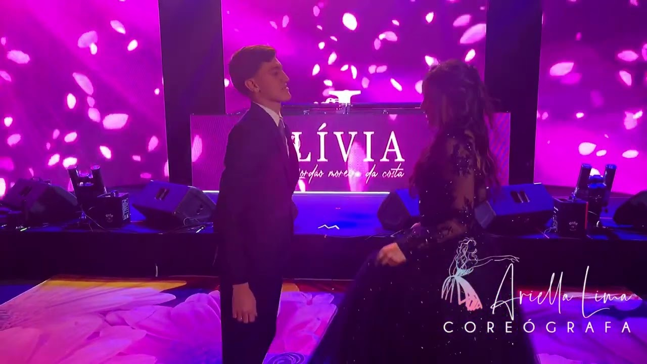 Valsa com o príncipe - Livia Jordão - coreografa Ariella Lima - Rewrite The stars