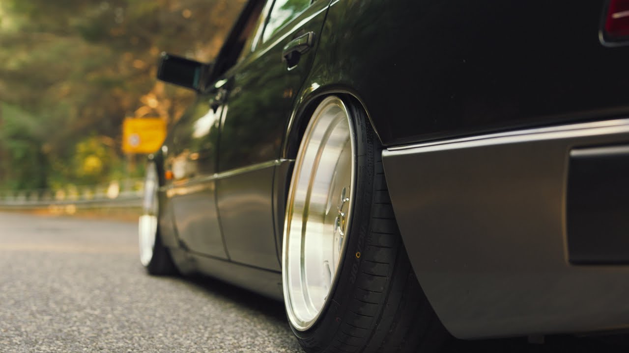 Bagged Mercedes W124 | 4K