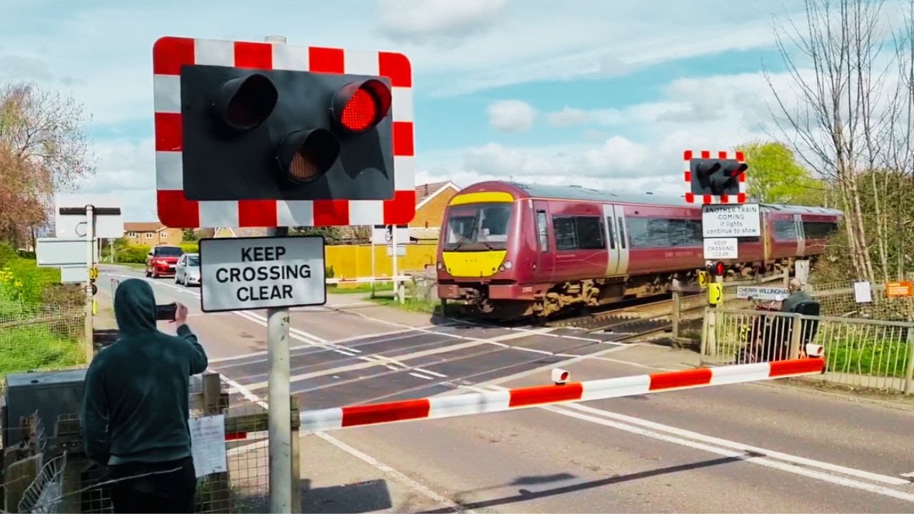 Cherry Willingham Level Crossing, Lincolnshire