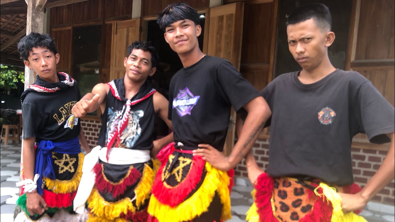 Rampak barong jaranan Setio Mudo di fajar baru gang rukun 