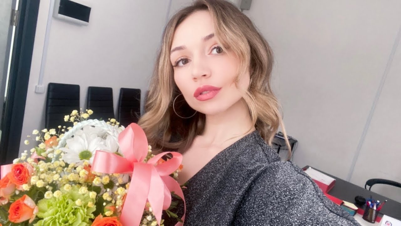 Бабушка мечтала о большой сцене. Пою для неё спустя 29 лет | V.PRINYATII