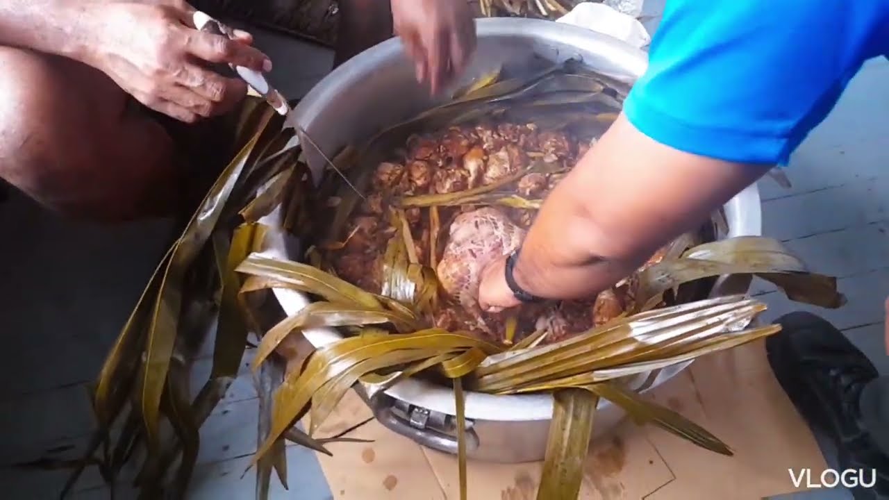 Fiji Modern Lovo Making in a Pot