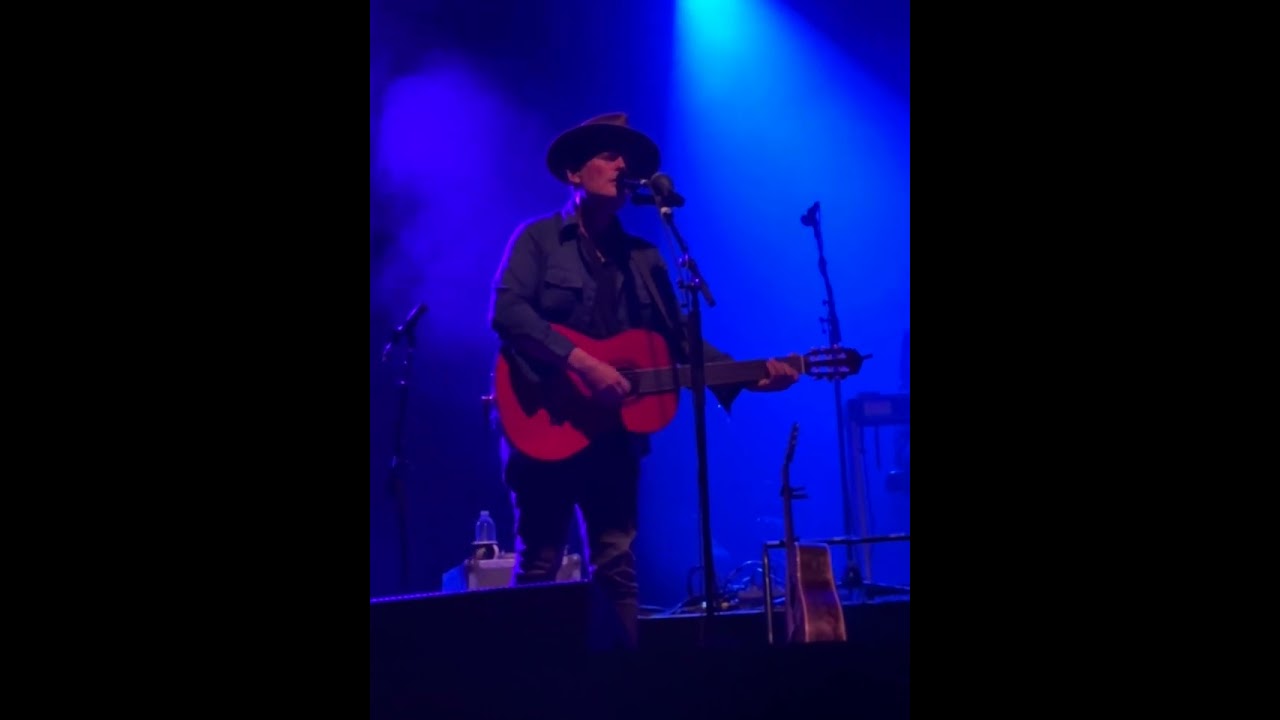 gregory alan isakov - sweet heat lightning