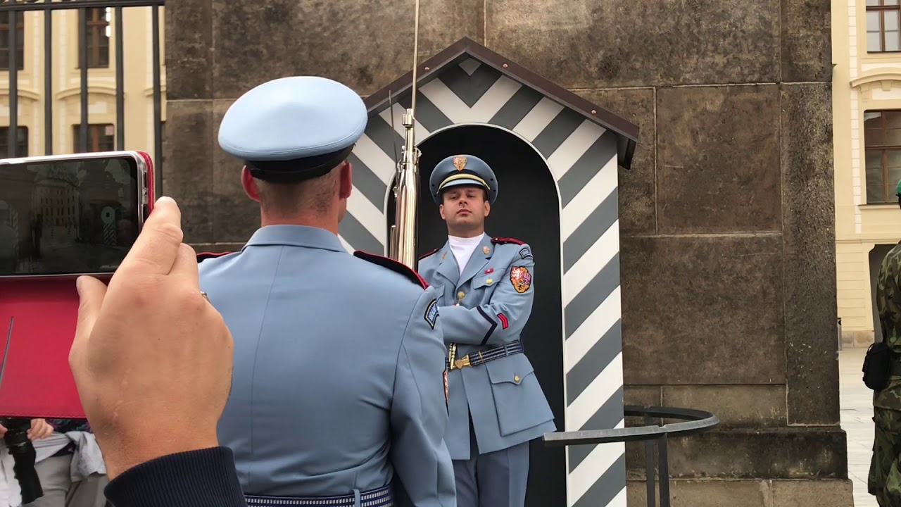 Vaktparade Praha Slott 2019