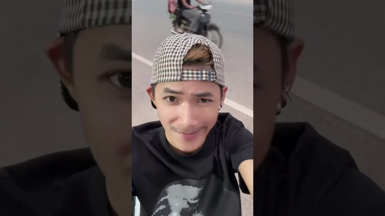 ខំទិញនំឲ្យហើយគេបោះចោលទៀត🥺