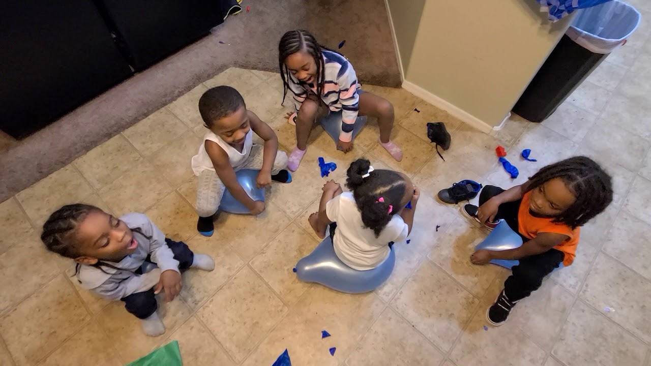 Grandkids (Bouncing Balloons)