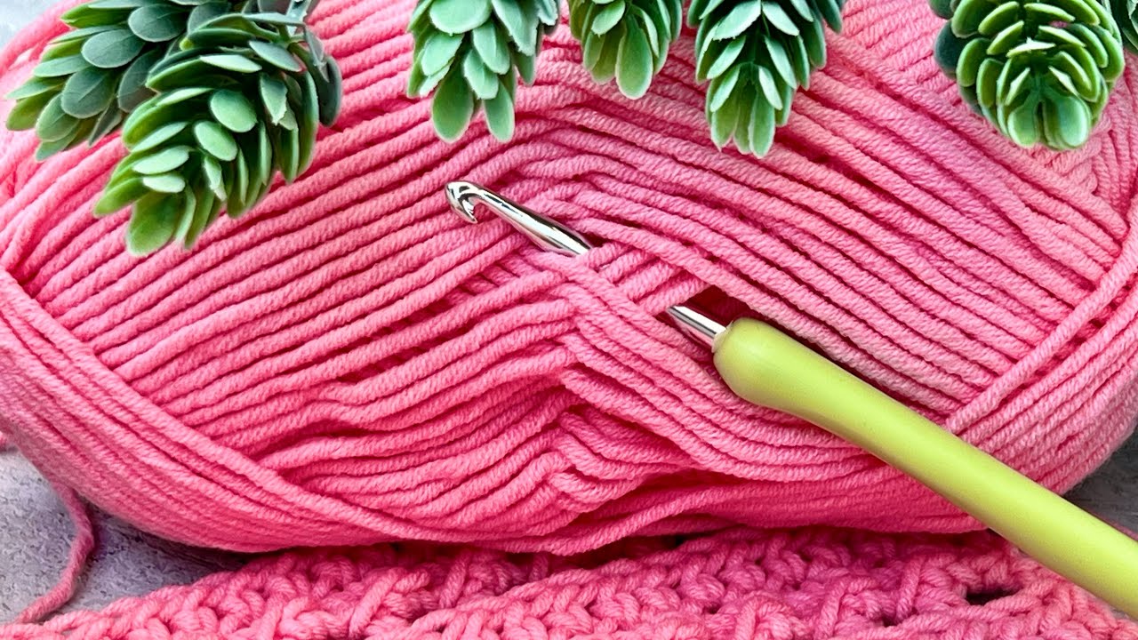 I crocheted 10 baby blankets with this pattern and immediately sold it. Crochet for beginner.