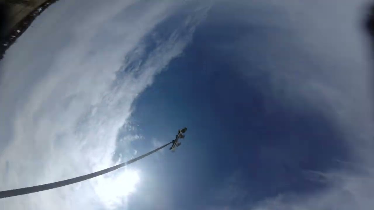 first day trying trippy spins flight 11 of learning how to freestyle