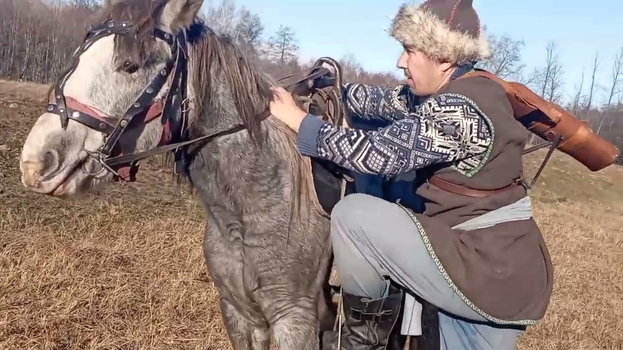 Учим Тимур,Батыра ездить верхом на коне.