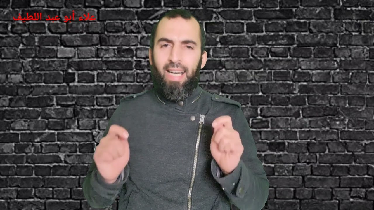 ماحكم من يبيع الخمر ويطعم أولاده ووالديه وزوجته من مال الخمر مال محرم، وماذا عليهم فعله؟