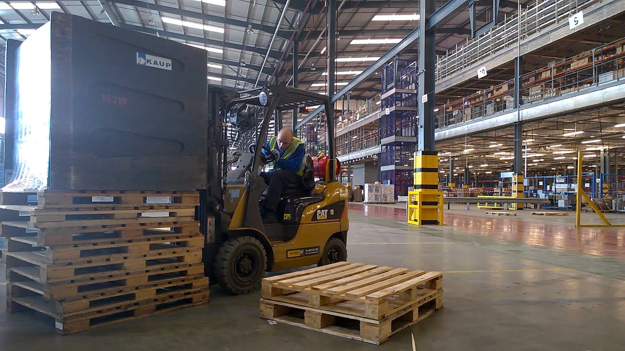 2014 03 clamp truck operating