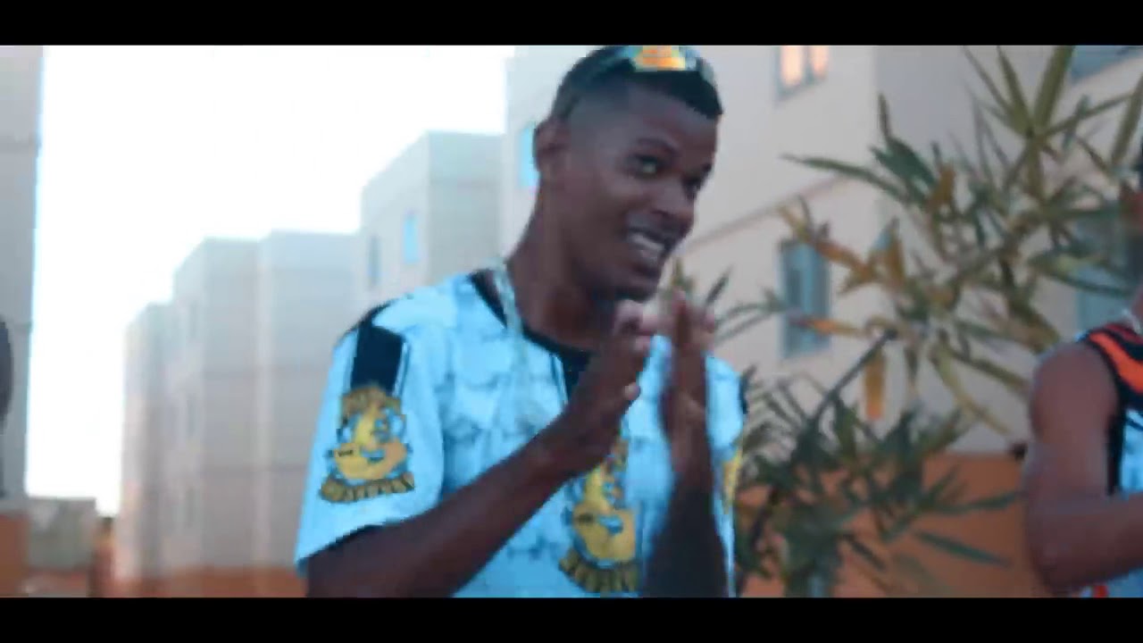 MC's Niago e Seltinho Coreano feat MC Reino  - Barulho da Kikada