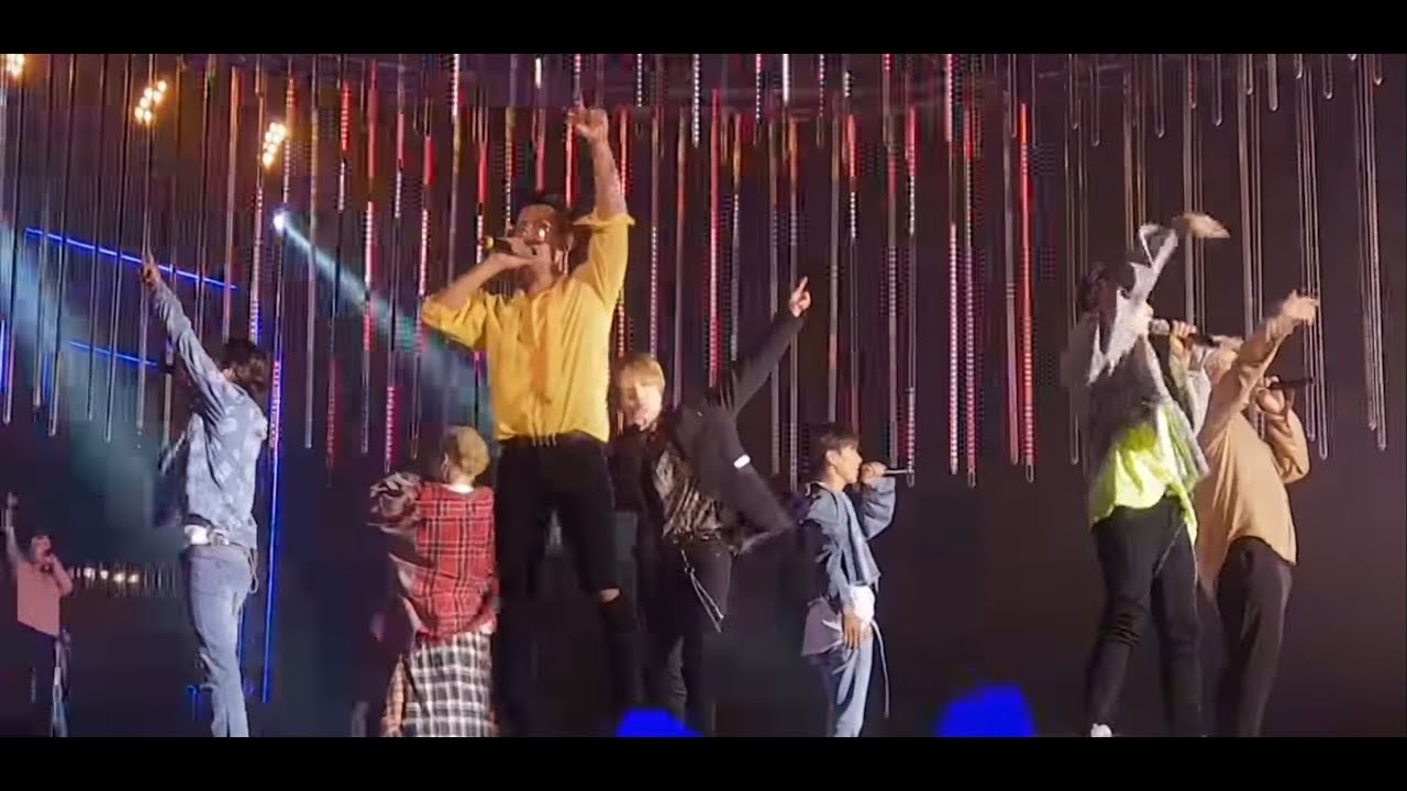 [181111] Super Junior - Sorry Sorry + Mr. Simple + Bonamana #SS7EncoreinBKK