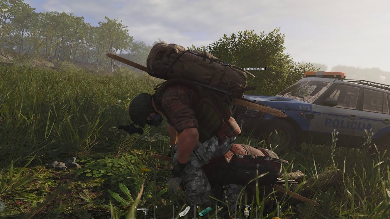 SCUM Pooping on my friends head while he is AFK