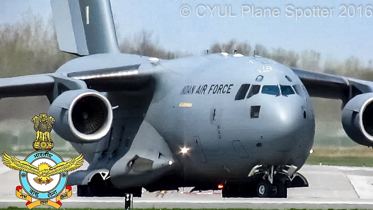 Самолет C-17 Globemaster (C17) ВВС Индии рулит и вылетает с YUL 24L