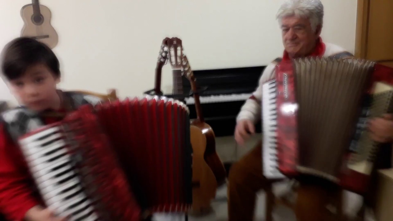 Erind Bajo dhe Todi Dorri Vals italian  Fisarmonike