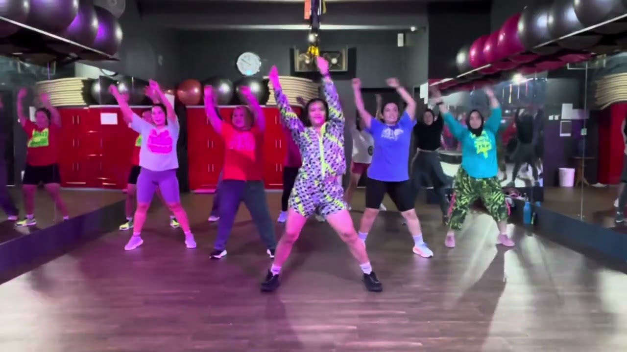 Express Mode _  SUPER JUNIOR. || zumba