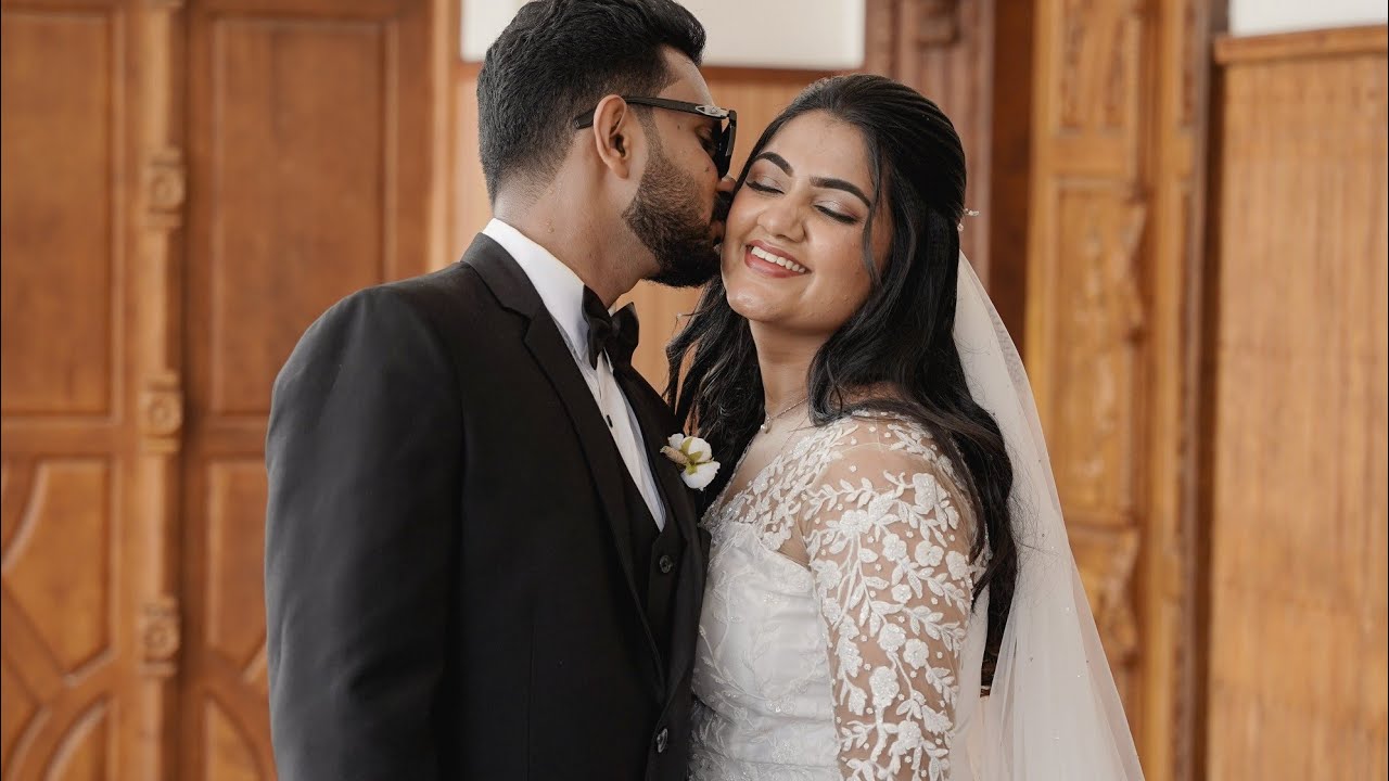 Sneha & Alex | Wedding highlights | Kerala Christian wedding|Madhuramvepp|engagement