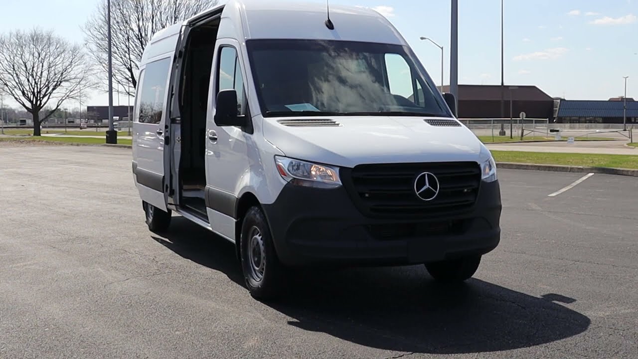 2022 Mercedes-Benz Sprinter 2500 Cargo 170 WB