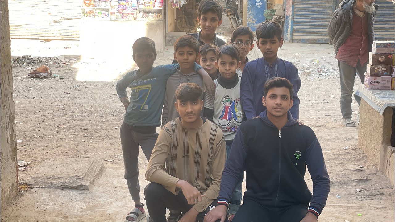 Aj Fam Mila Chota Chota 🤣😅.     (Partner Vlogs)..Like Comment and subscribe