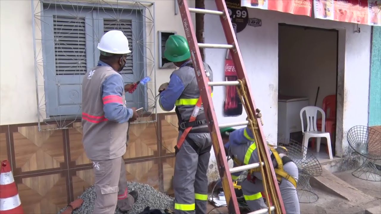 MULHER É PRESA EM FLAGRANTE POR FURTO DE ENERGIA ELÉTRICA