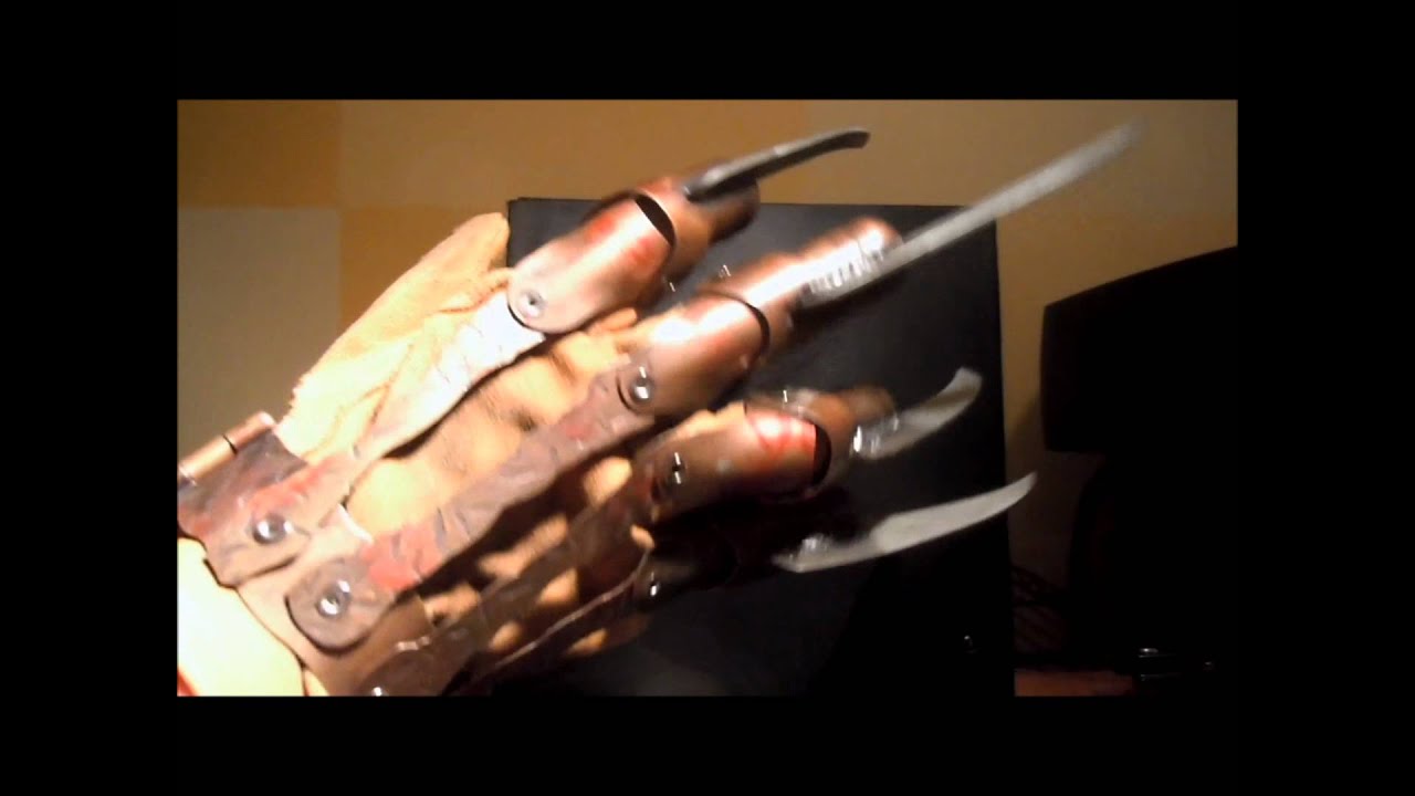 "Freddy Krueger Glove" NECA A Nightmare on Elm Street 2010