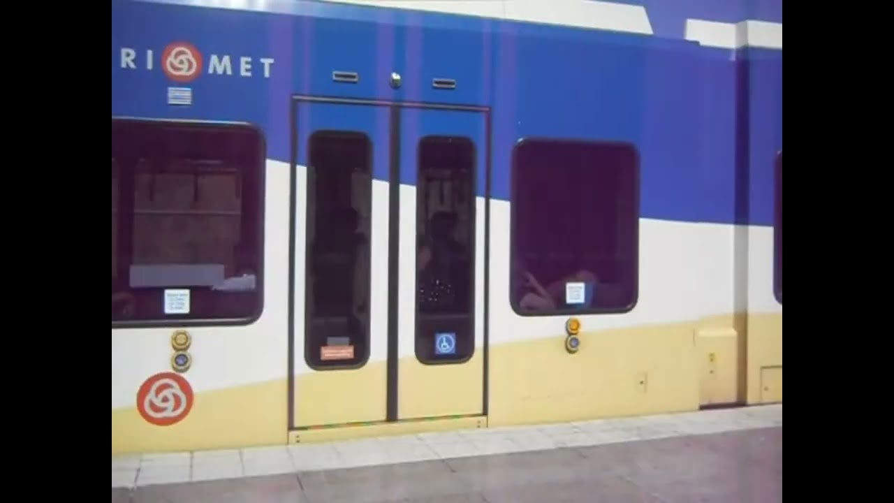 MAX Light Rail  - Portland, OR - Pre 2020