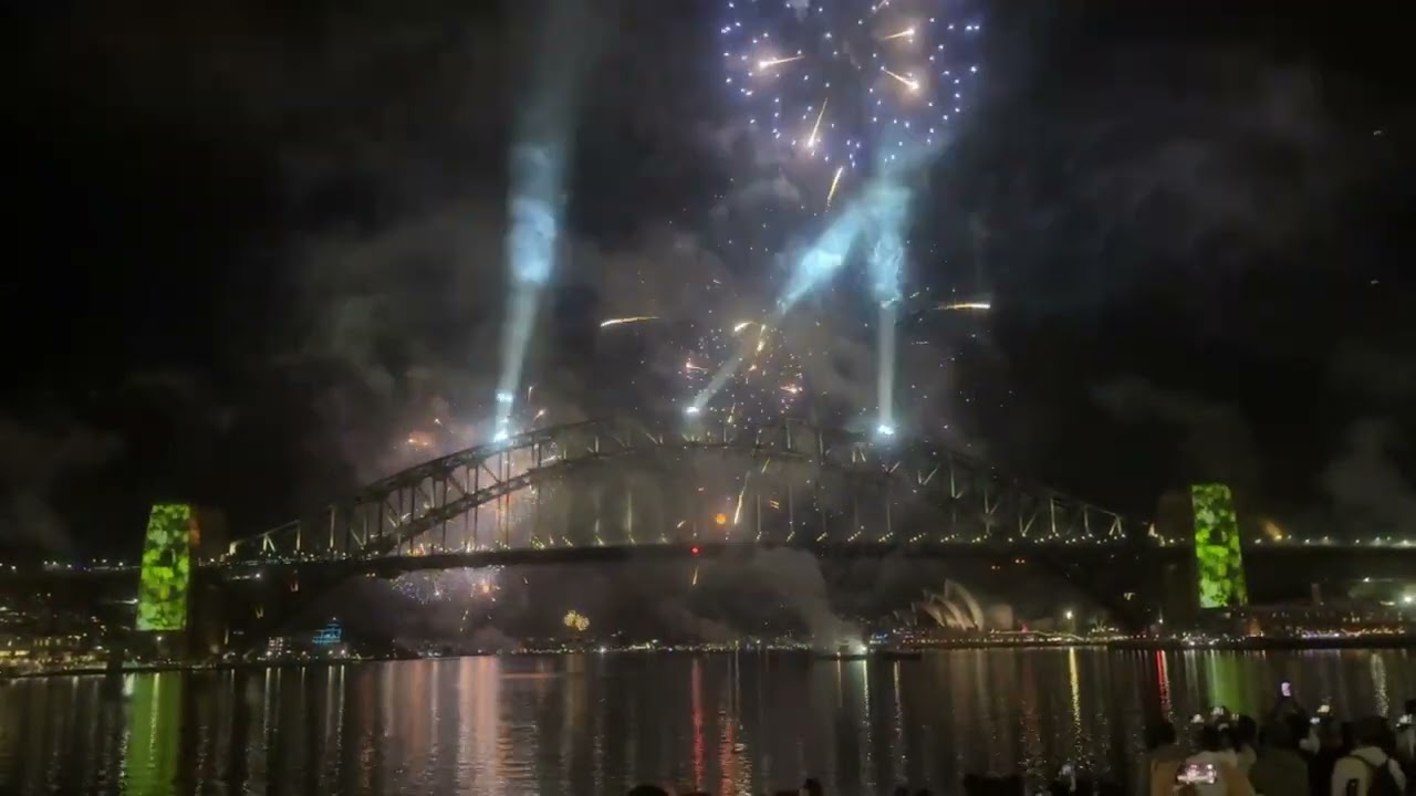 🎆happy new day2025 in Sydney🎆