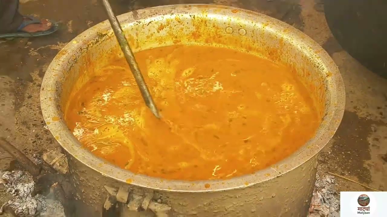 Aise Banta Hai Gaon Mein Mata Ka Prasadam 🙏🔥