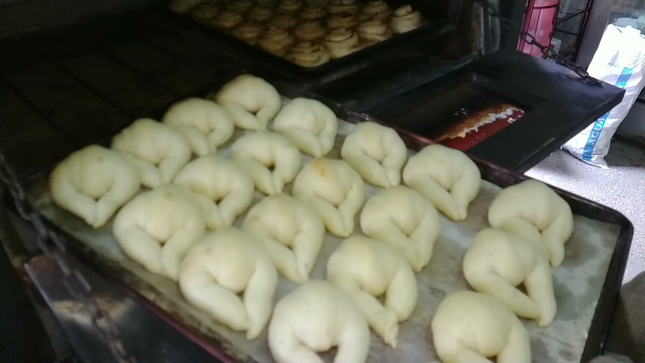 como hornear en horno de gaveta o de gas / el panadero con el pan