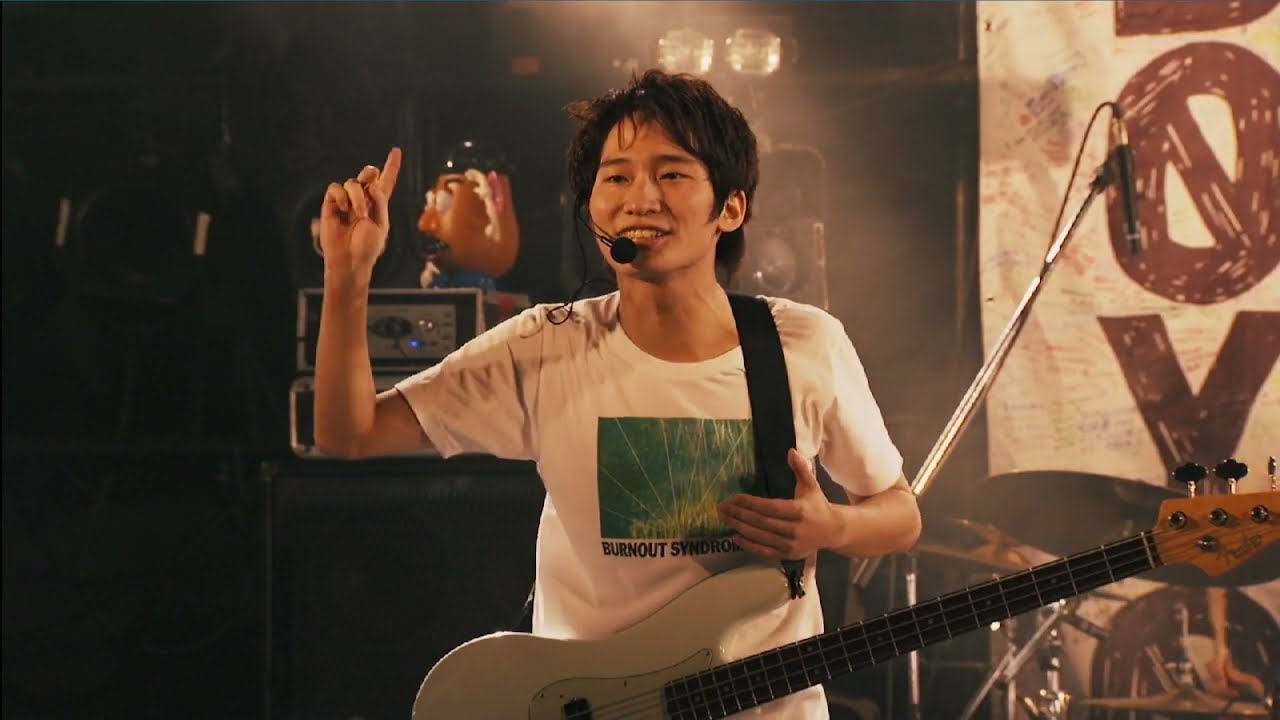 東名高速道路清水JCTを時速二〇〇キロメートル超で駆け抜けるのさ (live) - BURNOUT SYNDROMES