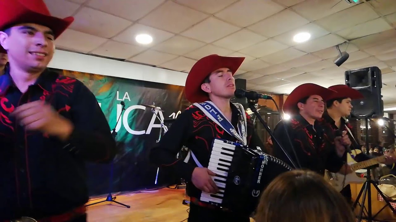 PRESENTANDO EL MIX INDIO CALZONUDO - LOS FLORES DE RUCALHUE 1 en vivo La Cuca 2019