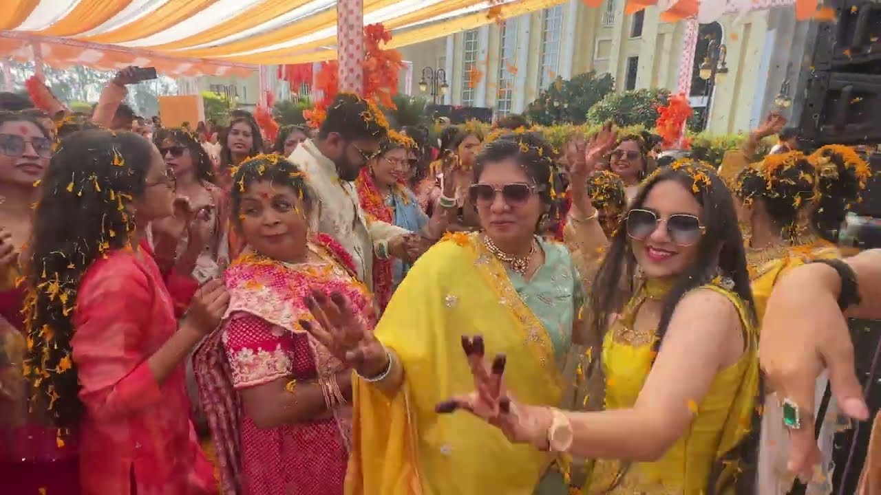 Saloni Thakkar singing Bhojpuri song Ae Raja Ji Ekre Ta Rahal | Saloni Thakkar Live 