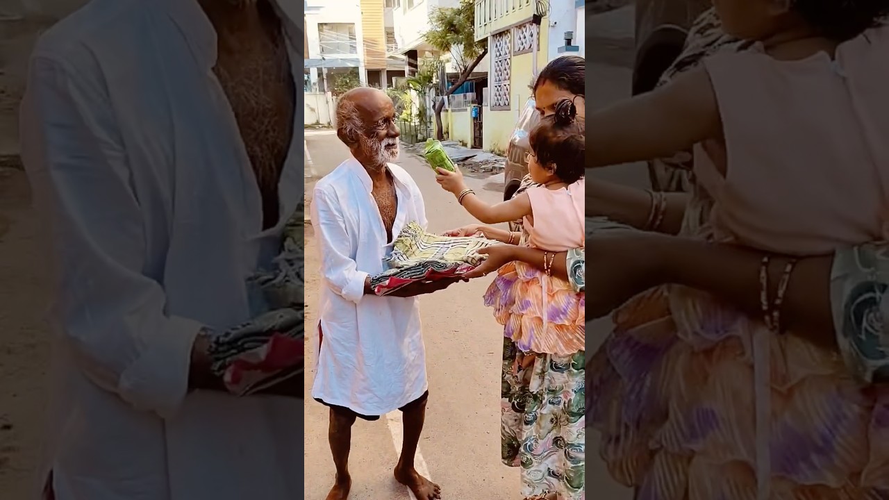 The helping hands | Helping needy people | Poor people emotional #trending #humanity #help #shorts