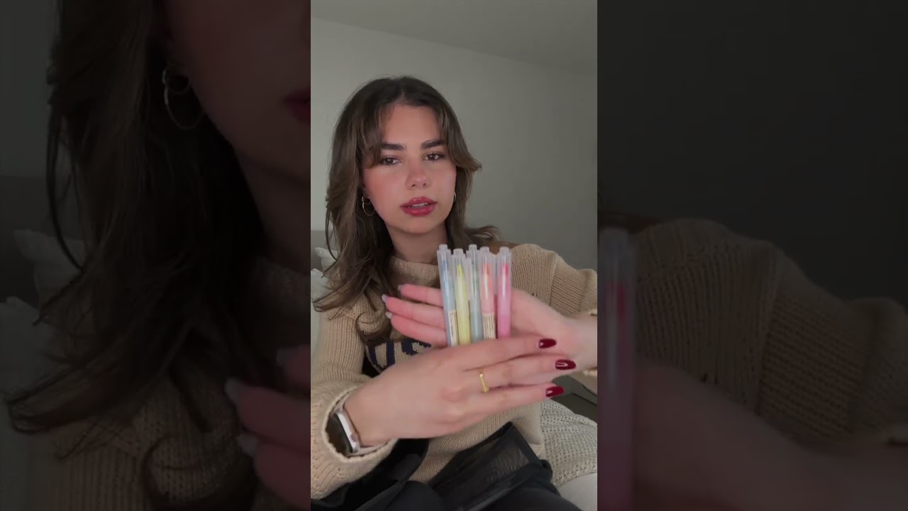 What I pack in my Uni/College bag 💼 Full video on my channel 🤍 