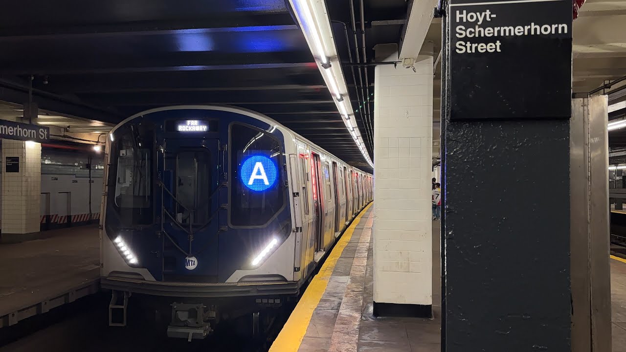 IND Subway: (A)(C)(G) Trains @ Hoyt-Schermerhorn Sts
