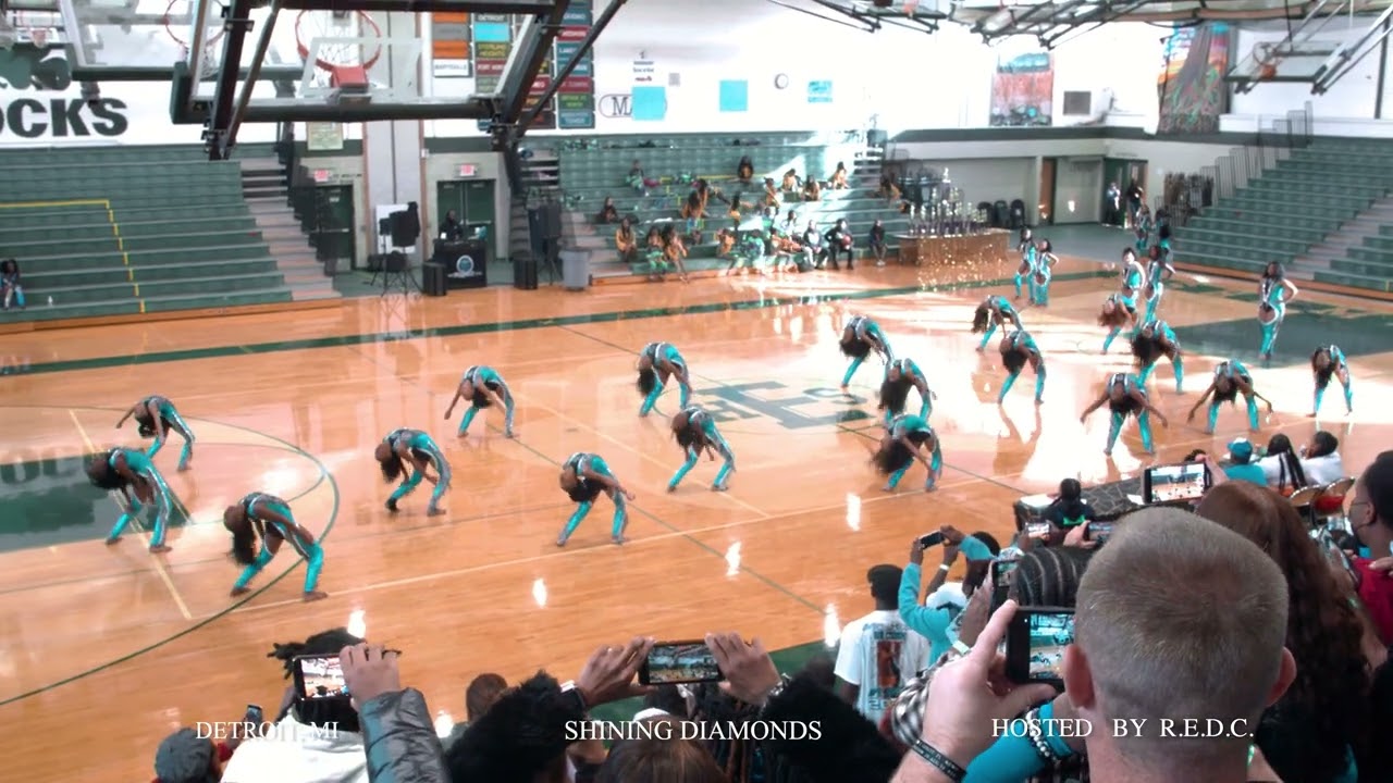 Shining Diamonds Field Show | Majorette Dance Competition