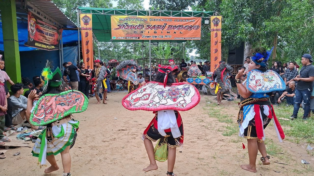 TARI KEPANG KEMBAR 4 VS CELENG SRENGGI JARANAN SISWO SARI BUDOYO
