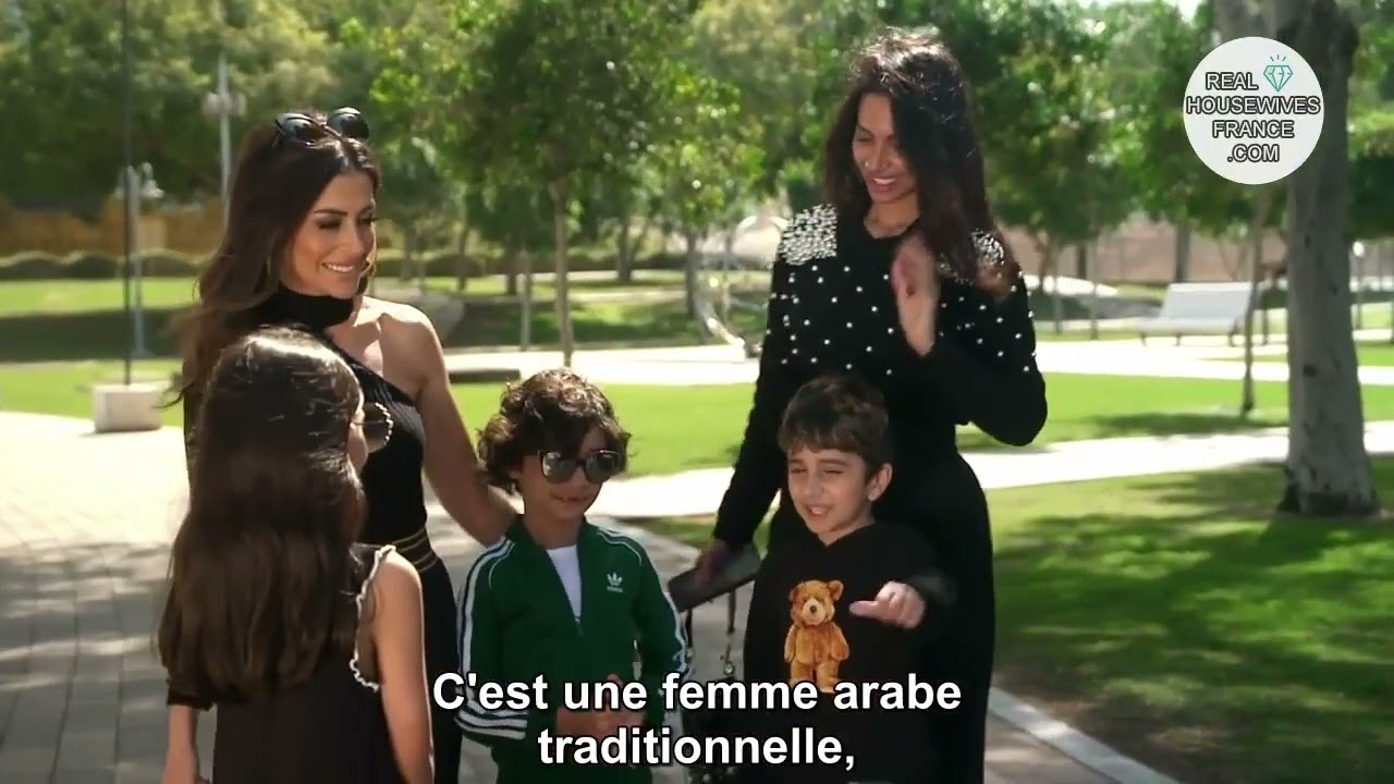 Real Housewives of Dubai : Nina & Sara monte dans la tour cadre VOSTFR