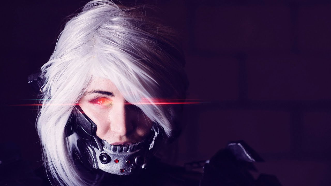 Cosplay Posing 102: Posing in Armor