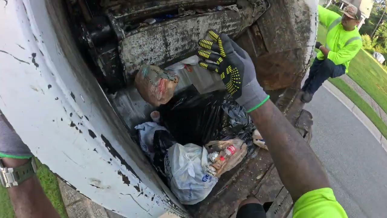 Bulk Garbage Waste Pickup - ATLANTA GARBAGE TRUCK ROUTE w/ Can Man Cam | POV | ASMR | 4K Full UHD