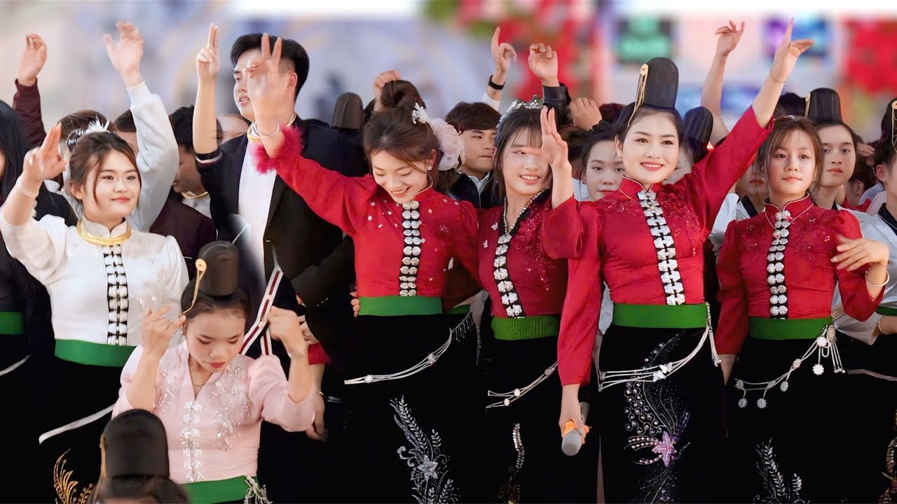 NHẢY QUÁ CĂNG TẠI ĐÁM CƯỚI NGƯỜI THÁI ĐEN- BẢN LỌNG LẦU - CÔ DÂU LỆ QUYÊN & CHÚ RỂ VĂN NGOAN