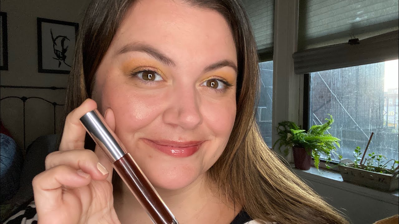 30 Day Lip Challenge 2 (Day 8): Is Clinique’s New Lip Gloss in Black Honey better than the original?