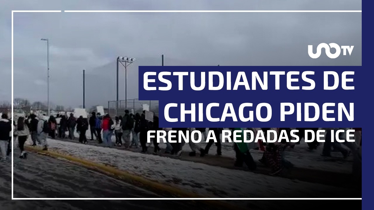 Estudiantes de Chicago alzan la voz por sus padres migrantes, exigen la salida de ICE