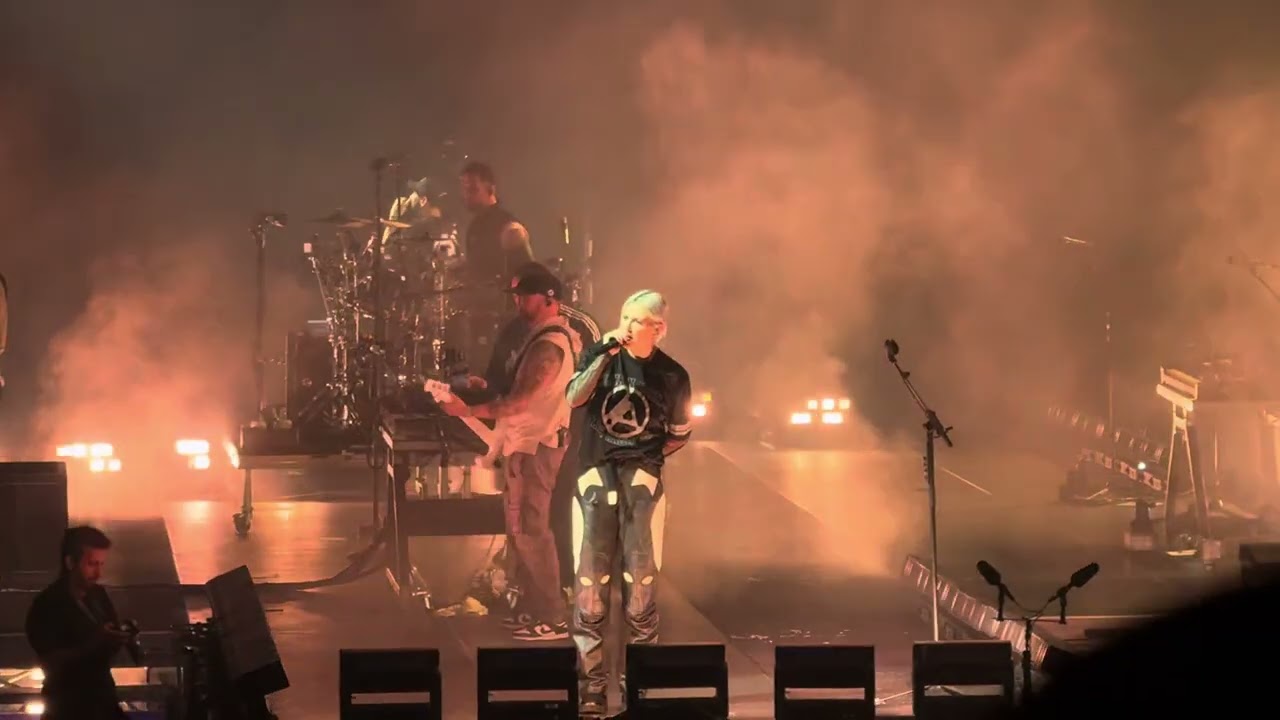 Linkin Park - In The End (Live in Omaha NE)